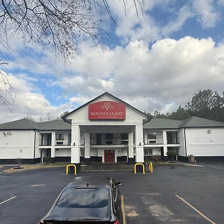 Magnolia Bay Hotel & Suites Jonesboro Buitenkant foto
