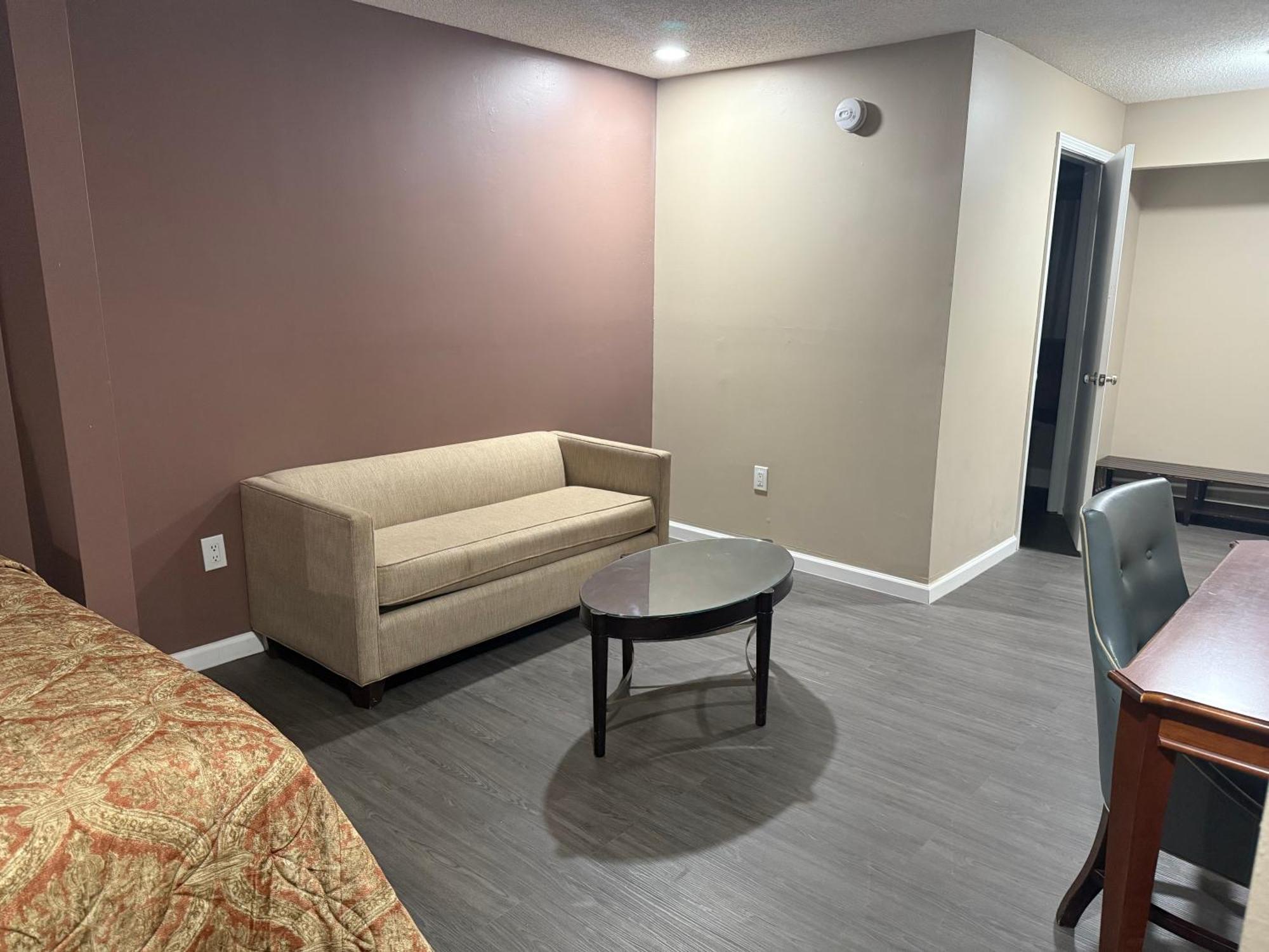 Magnolia Bay Hotel & Suites Jonesboro Buitenkant foto