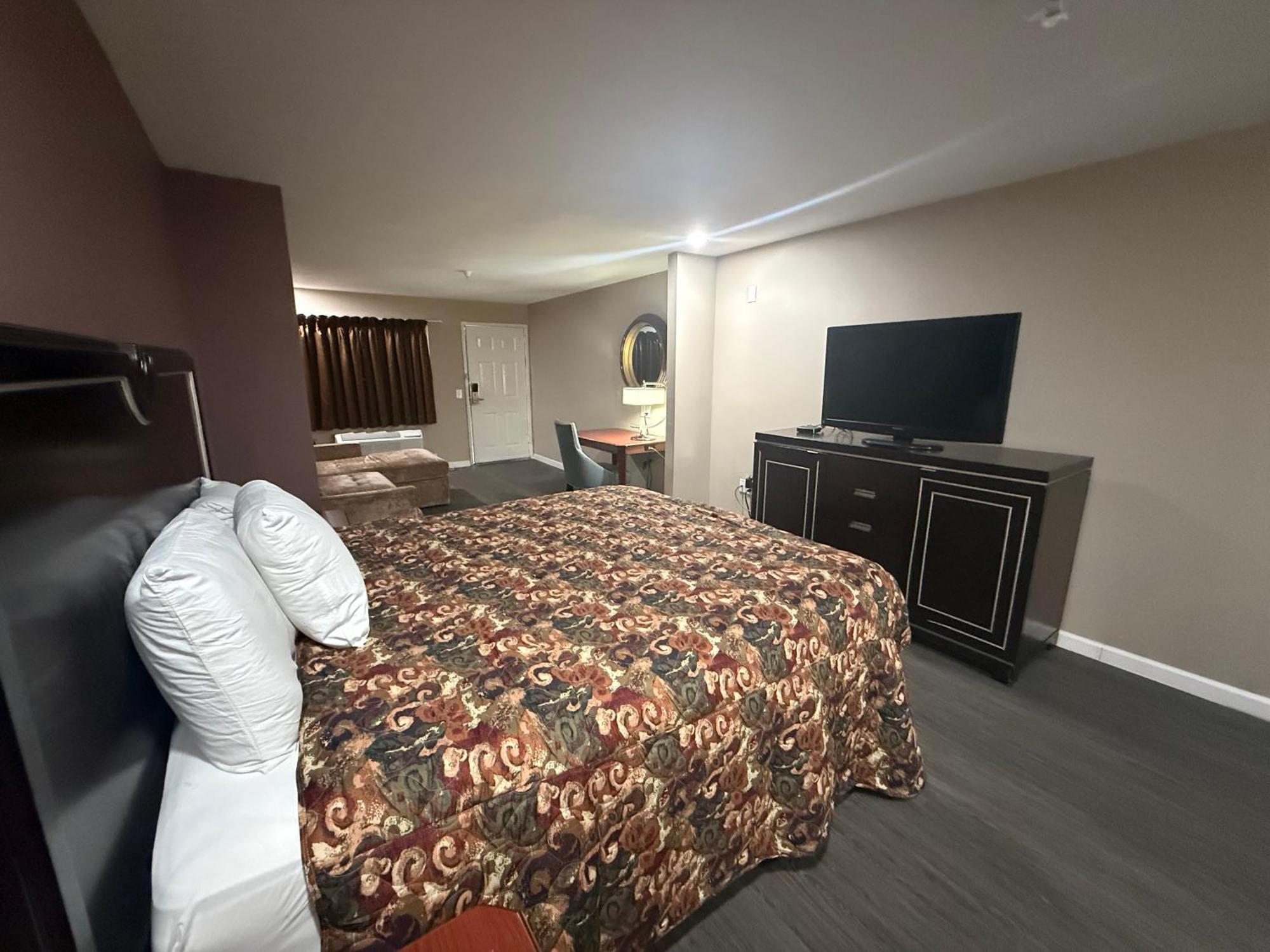 Magnolia Bay Hotel & Suites Jonesboro Buitenkant foto