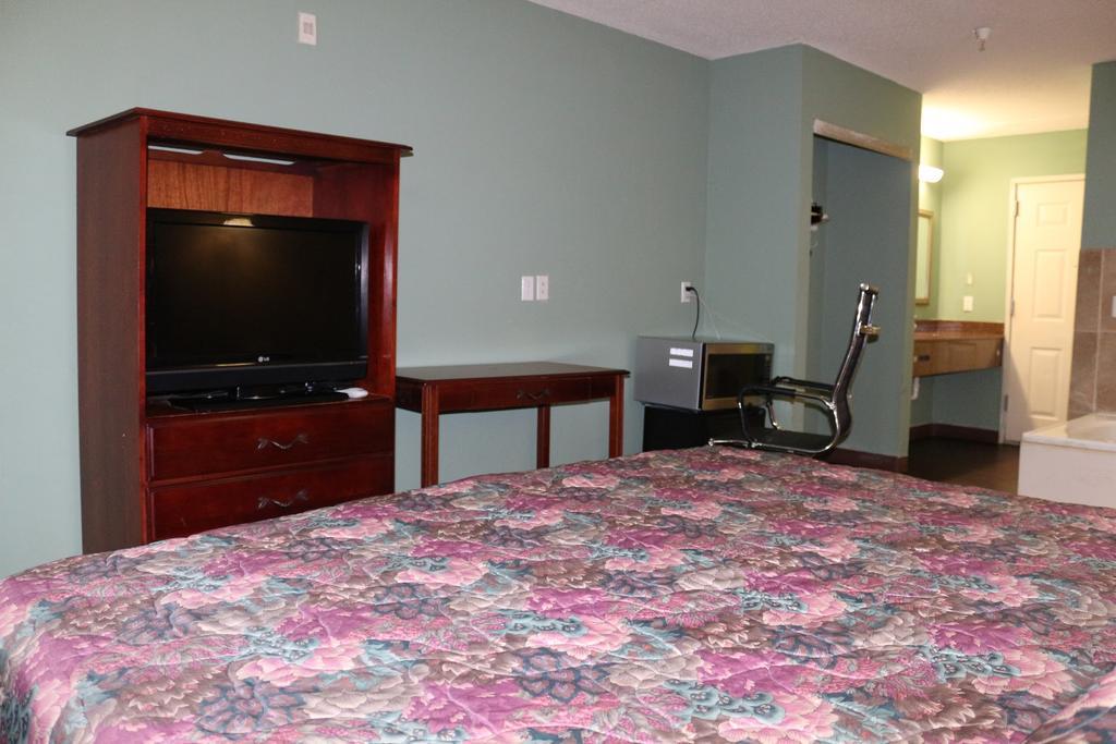 Magnolia Bay Hotel & Suites Jonesboro Buitenkant foto