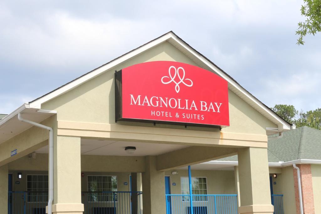 Magnolia Bay Hotel & Suites Jonesboro Buitenkant foto
