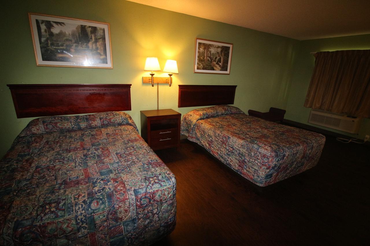 Magnolia Bay Hotel & Suites Jonesboro Buitenkant foto
