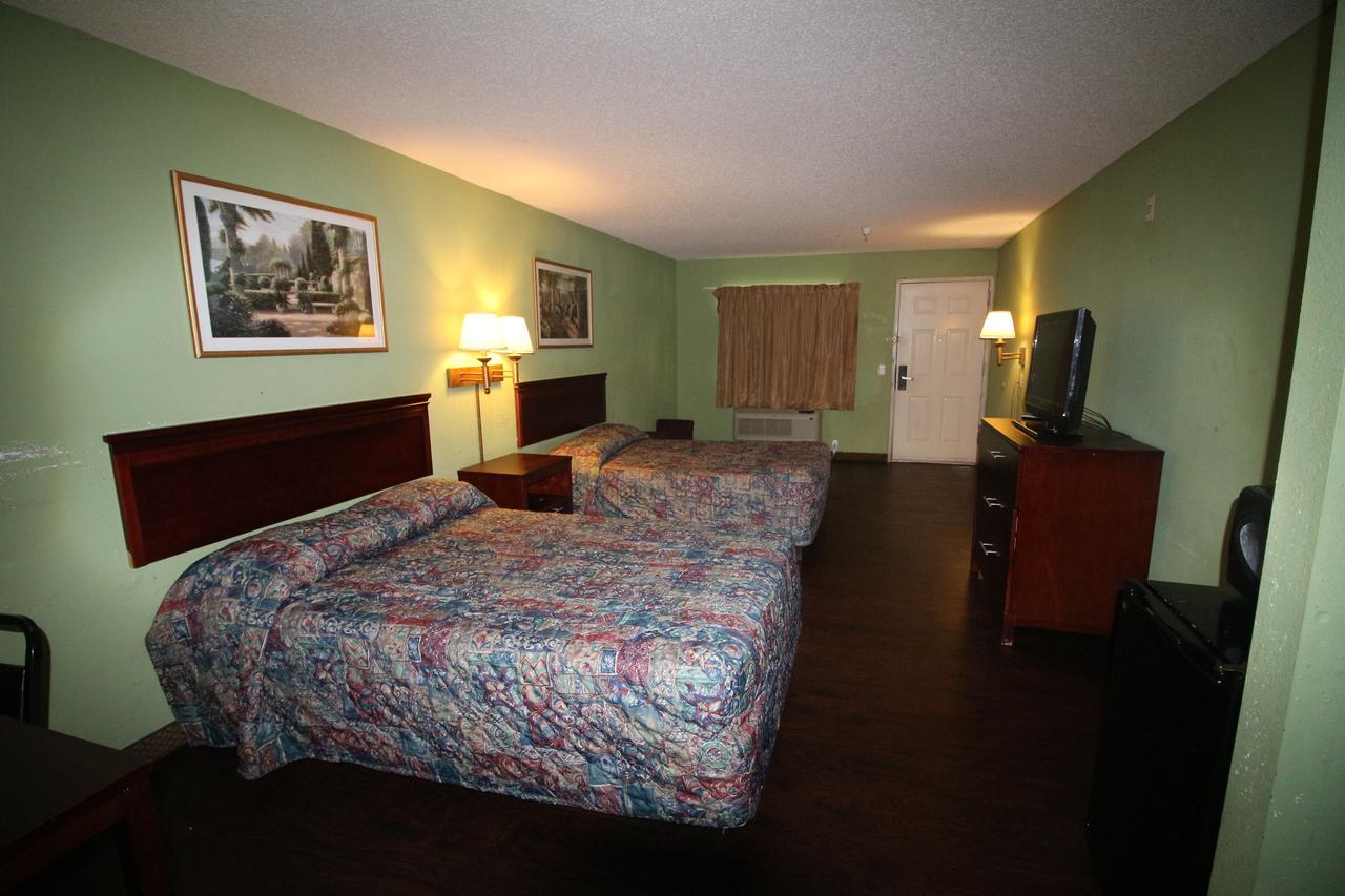 Magnolia Bay Hotel & Suites Jonesboro Buitenkant foto