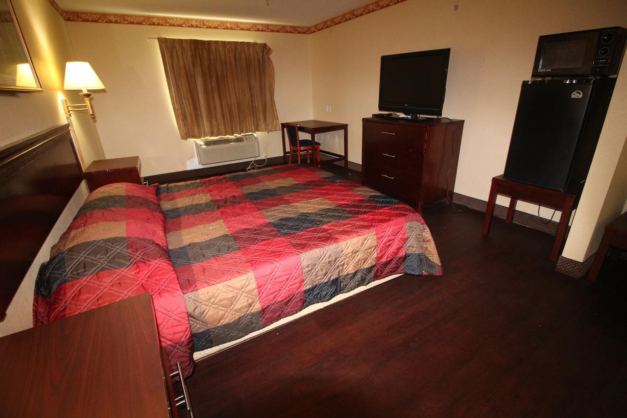 Magnolia Bay Hotel & Suites Jonesboro Buitenkant foto